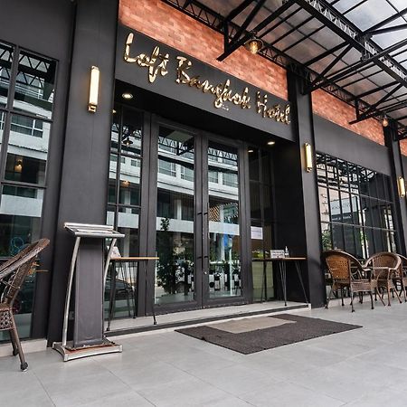 Loft Bangkok Hotel Esterno foto