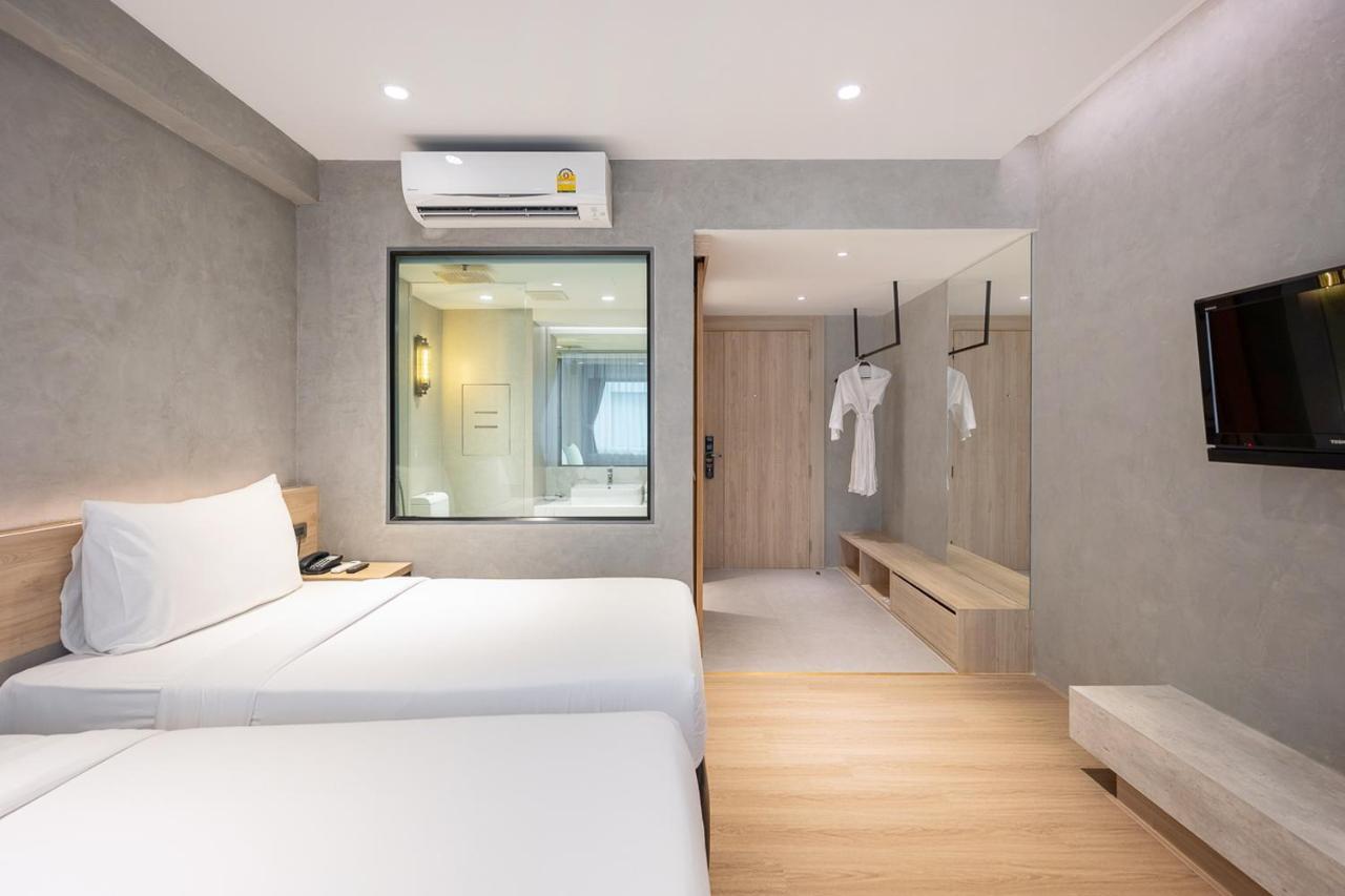 Loft Bangkok Hotel Esterno foto