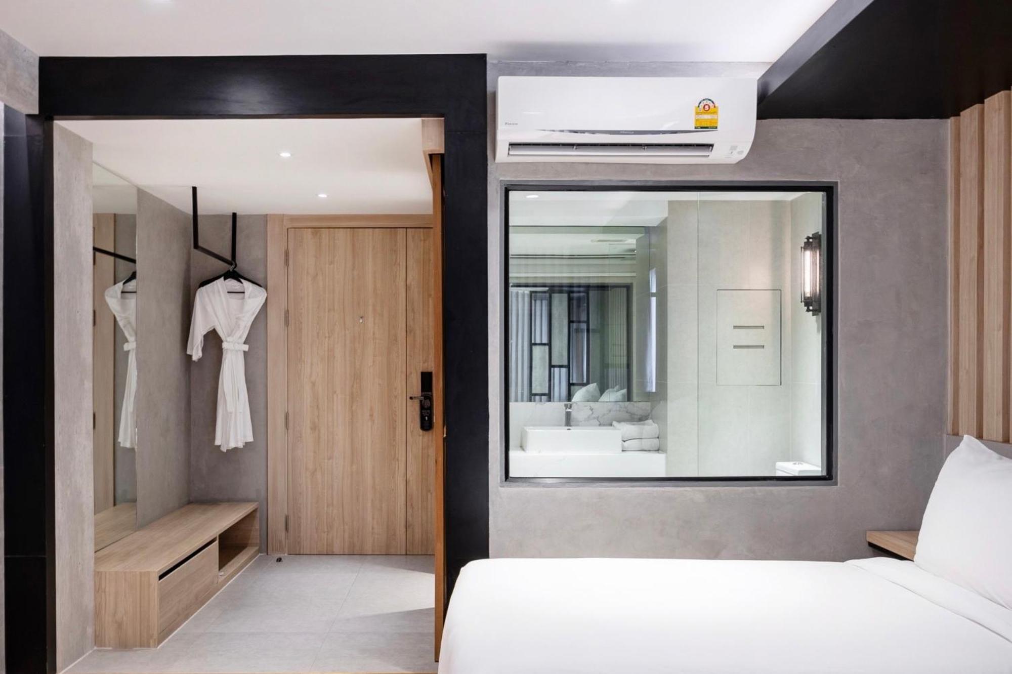 Loft Bangkok Hotel Esterno foto